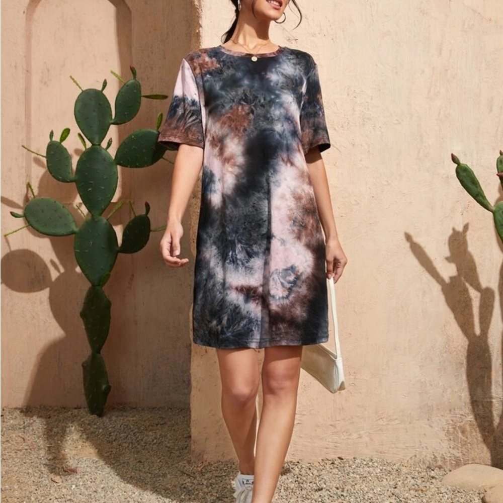 Tie dye round neck tee dress